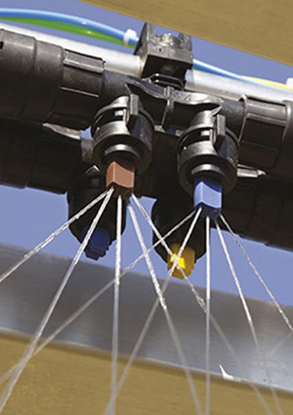 Meteor R-Activ détermine la nouvelle identité des productions du groupe Hardi Evrard.
C’est en 2019 que nous avons pu découvrir la première version du produit aux couleurs de la marque Danoise, Hardi. La version Evrard est maintenant disponible sur le marché Français depuis septembre 2020.