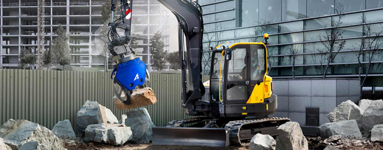 La société Arden équipement est spécialisée dans le développement et la production d'outils et accessoires pour excavatrice, chargeur et tout type d'engins de BTP.
Cette cisaille de démolition, compacte et légère, est conçue pour équiper des mini-pelles. Sa grande puissance lui permet de broyer le béton et cisailler le métal. Inspirée du monde animal, elle suggère robustesse et agilité.